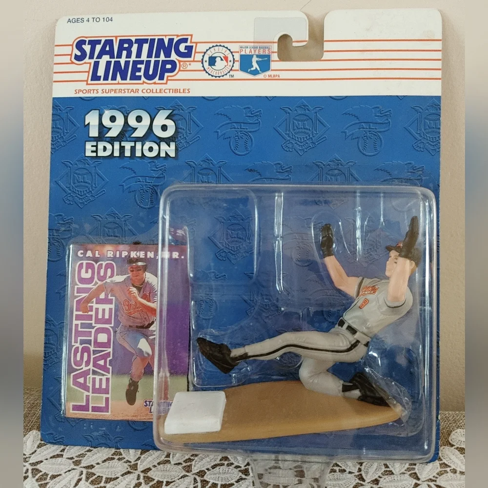 NIB Cal Ripken Jr. Starting Lineup 1996 Sliding Into Base - Picture 1 of 3